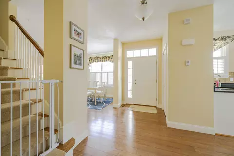 Entry Way - 110 Grey Hawk Dr, Mashpee, MA 02649 photo 2 of 3