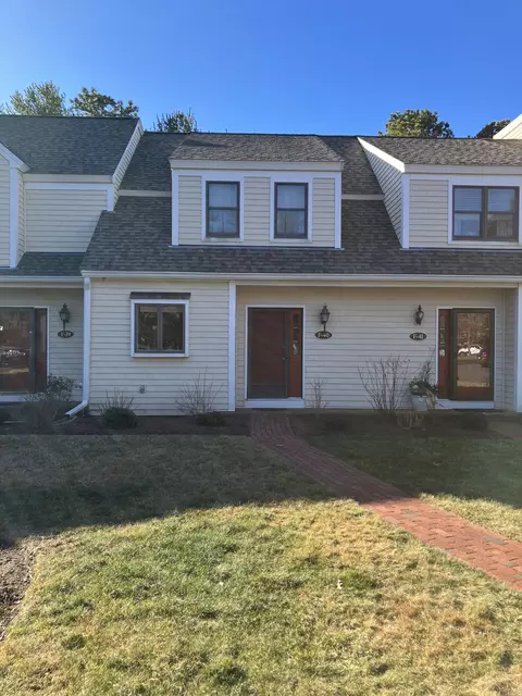 40 Shellback Way #F, Mashpee, MA 02649