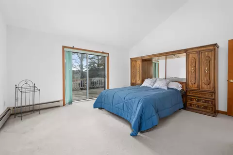 Bedroom - 84 Overlook Cir, Waquoit, MA 02536 photo 4 of 8