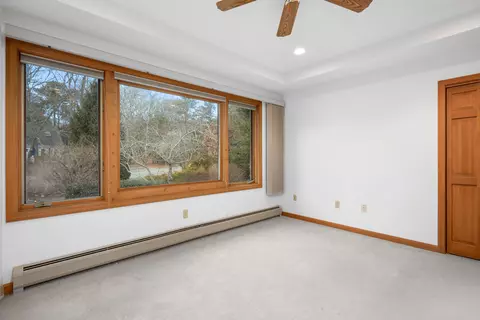 Bedroom - 84 Overlook Cir, Waquoit, MA 02536 photo 1 of 8