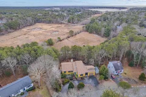 View/Area - 84 Overlook Cir, Waquoit, MA 02536 photo 1 of 8