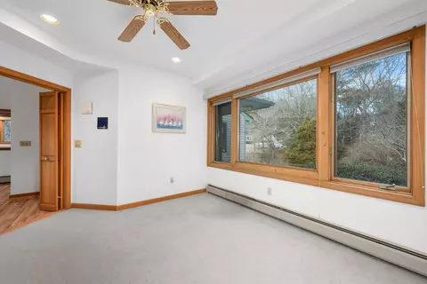 Bedroom - 84 Overlook Cir, Waquoit, MA 02536 photo 2 of 8