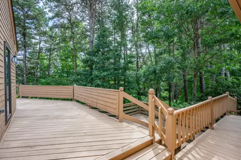Exterior - 84 Overlook Cir, Waquoit, MA 02536 photo 6 of 11