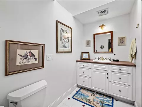 203 Cotuit Bay Dr, Cotuit, MA 02635 photo 11