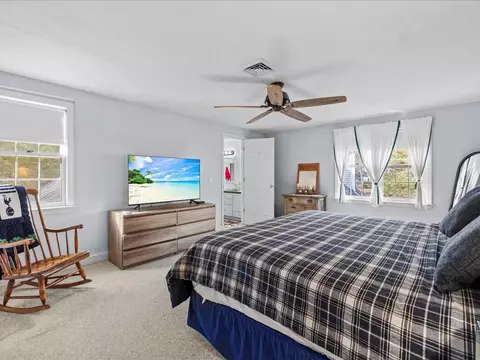 203 Cotuit Bay Dr, Cotuit, MA 02635 photo 10