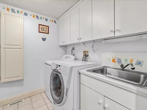 203 Cotuit Bay Dr, Cotuit, MA 02635 photo 15