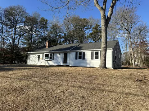 54 Chappaquiddick Rd, Centerville, MA 02632 photo 1