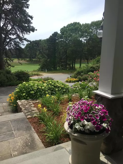 Exterior - 236 Glenneagle Dr, Mashpee, MA 02649 photo 15 of 16