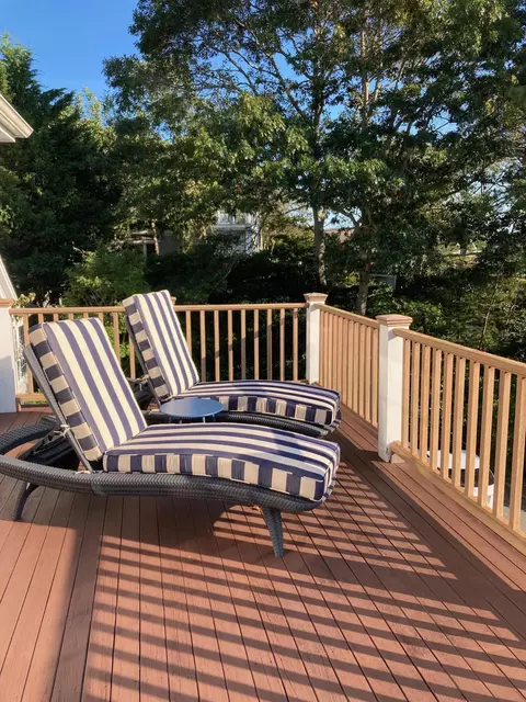 Exterior - 236 Glenneagle Dr, Mashpee, MA 02649 photo 5 of 16