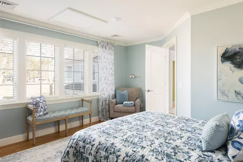 Bedroom - 236 Glenneagle Dr, Mashpee, MA 02649 photo 5 of 7