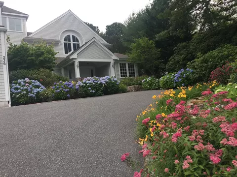Exterior - 236 Glenneagle Dr, Mashpee, MA 02649 photo 1 of 16
