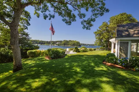 Exterior - 71 Sand Pt, Osterville, MA 02655 photo 10 of 10