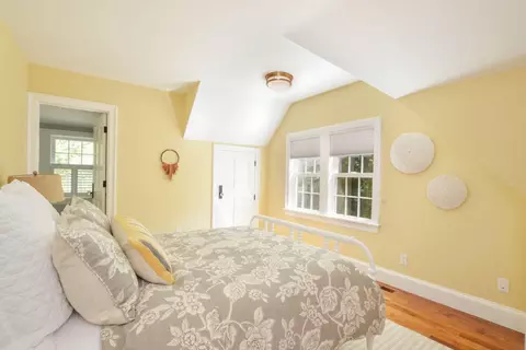Bedroom - 71 Sand Pt, Osterville, MA 02655 photo 5 of 5