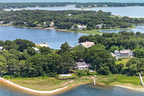 View/Area - 71 Sand Pt, Osterville, MA 02655 photo 3 of 4