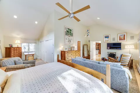 Bedroom - 65 Massasoit Rd, Wellfleet, MA 02667 photo 6 of 11