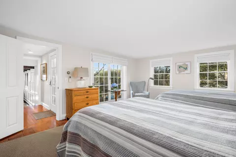Bedroom - 11 Sheperds Way, Barnstable, MA 02630 photo 4 of 5