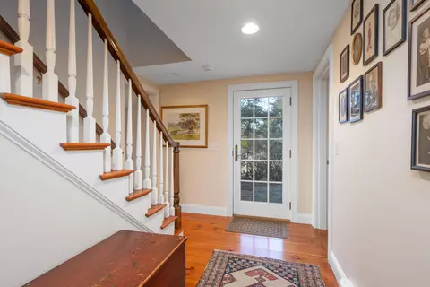 Entry Way - 11 Sheperds Way, Barnstable, MA 02630 photo 4 of 5