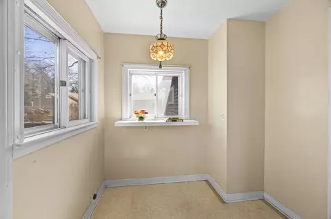 50 St Margarets St, Buzzards Bay, MA 02532 photo 9