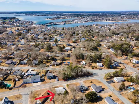 50 St Margarets St, Buzzards Bay, MA 02532 photo 28