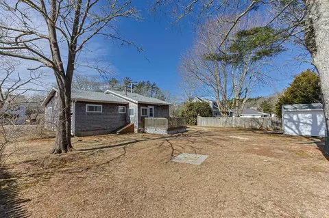 50 St Margarets St, Buzzards Bay, MA 02532 photo 24