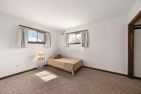 50 St Margarets St, Buzzards Bay, MA 02532 photo 18