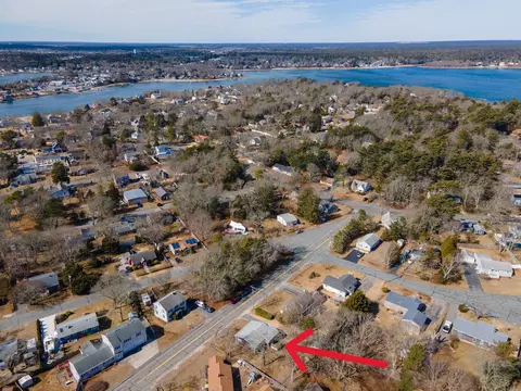 50 St Margarets St, Buzzards Bay, MA 02532 photo 29