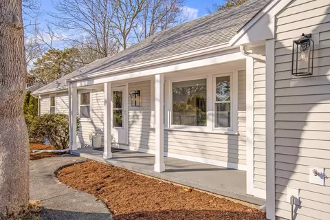 56 Outpost Ln, Centerville, MA 02632 photo 2
