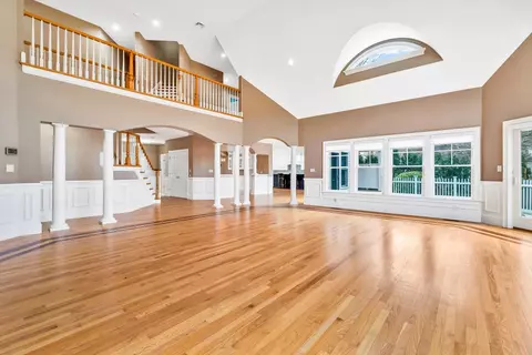 326 Willowbend Dr, Mashpee, MA 02649 photo 9