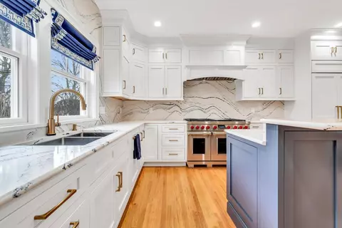 326 Willowbend Dr, Mashpee, MA 02649 photo 14