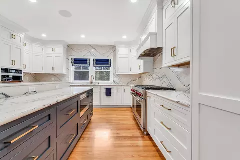 326 Willowbend Dr, Mashpee, MA 02649 photo 12