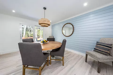 Dining - 25 Nutmeg Ln, Osterville, MA 02655 photo 1 of 3