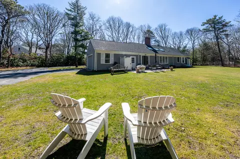 Exterior - 25 Nutmeg Ln, Osterville, MA 02655 photo 8 of 16