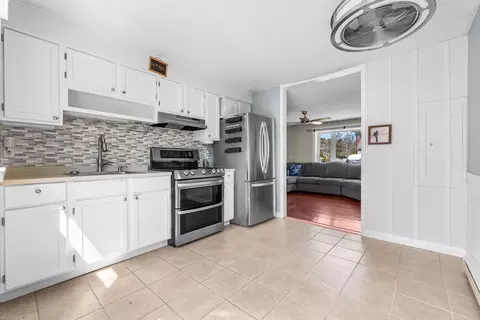 7 Somerset Rd, Mashpee, MA 02649 photo 9