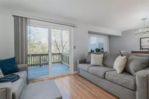 19 Harbor Hill Dr, Bourne, MA 02532 photo 4