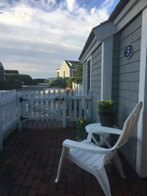 5 Milestone Way, Mashpee, MA 02649 photo 1