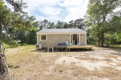 Exterior - 30 Circle Dr, Eastham, MA 02642 photo 5 of 6