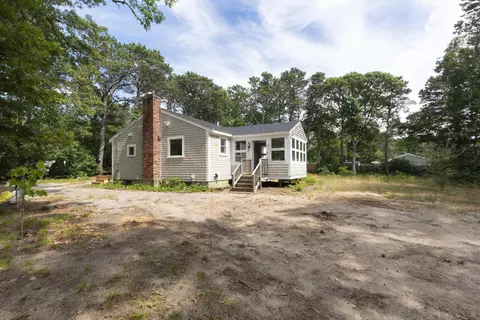 Exterior - 30 Circle Dr, Eastham, MA 02642 photo 3 of 6