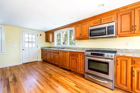 58 Pine Ln, Barnstable, MA 02630 photo 7