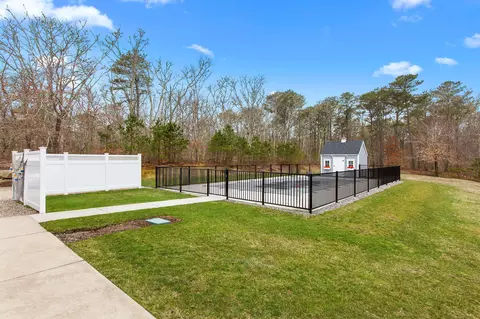 Exterior - 154 Beechtree Dr, Brewster, MA 02631 photo 18 of 25