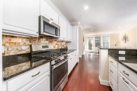 24 Grey Hawk Dr, Mashpee, MA 02649 photo 7
