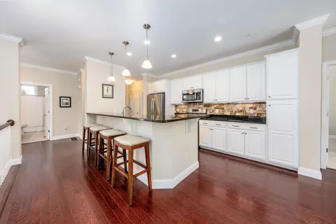 24 Grey Hawk Dr, Mashpee, MA 02649 photo 4