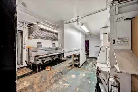 Kitchen - 100 Great Neck Rd, Mashpee, MA 02649 photo 3 of 4