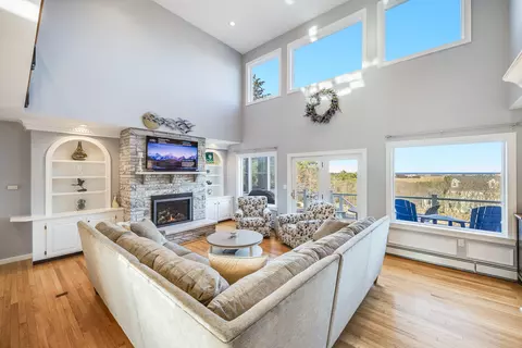 Living - 58 Williams Path, West Barnstable, MA 02668 photo 3 of 9