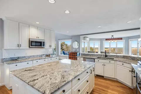Kitchen - 58 Williams Path, West Barnstable, MA 02668 photo 2 of 4