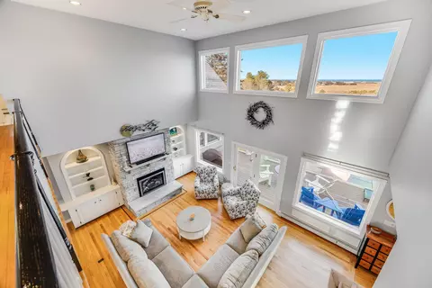 Living - 58 Williams Path, West Barnstable, MA 02668 photo 7 of 9
