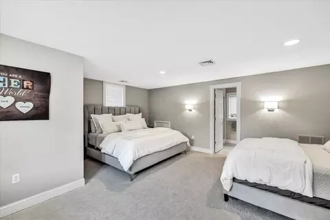 Bedroom - 59 Eagle Dr, Mashpee, MA 02649 photo 6 of 6