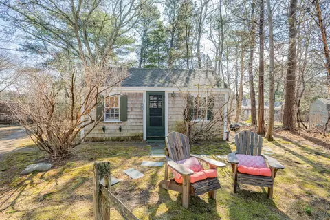 1975 State Hwy #1, Eastham, MA 02642