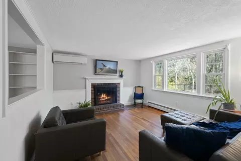 Living - 170 Buckskin Path, Centerville, MA 02632 photo 1 of 4