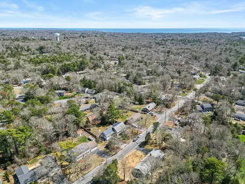 View/Area - 170 Buckskin Path, Centerville, MA 02632 photo 5 of 8