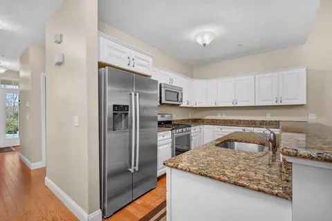 44 Twin Oaks Dr, Mashpee, MA 02649 photo 7